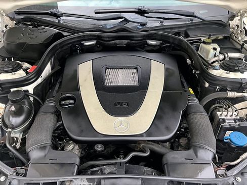 Used 2011 Mercedes-Benz E 350 Sedan image 26