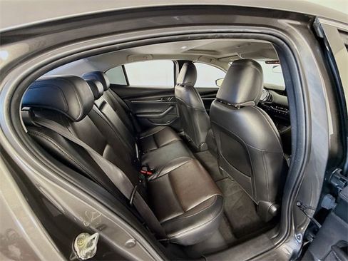 Used 2021 MAZDA MAZDA3 Premium Plus image 29