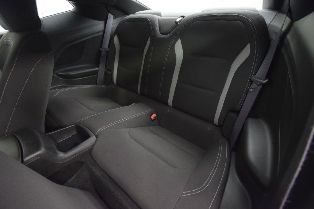 Used 2017 Chevrolet Camaro LT RWD image 18