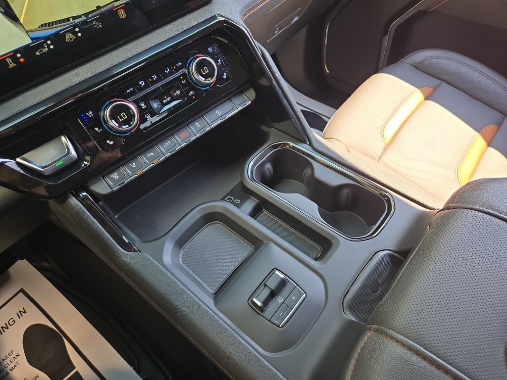 Used 2026 GMC Sierra 2500 AT4 AWD/4WD image 25