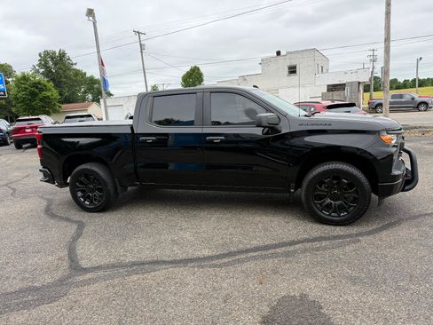 Certified 2022 Chevrolet Silverado 1500 Custom AWD/4WD image 6