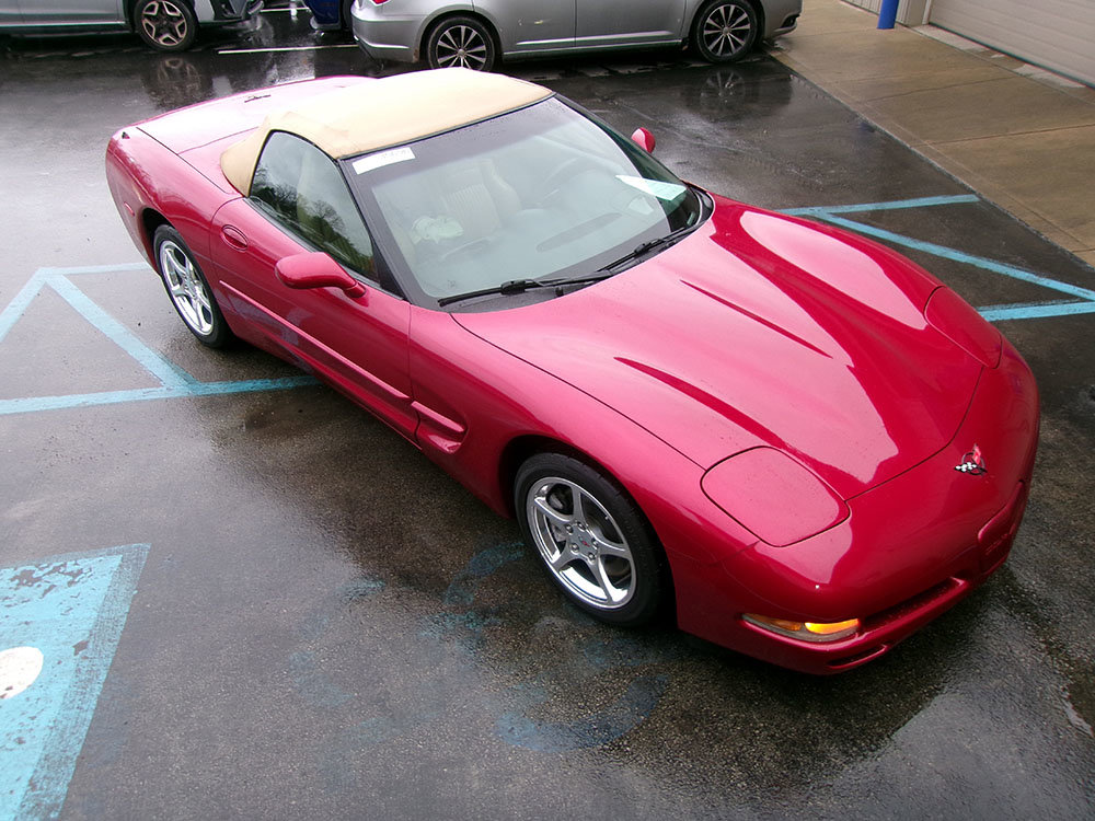 Used 2004 Chevrolet Corvette Convertible w/ Preferred Equipment Group RWD image 4
