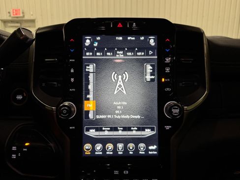 Used 2021 RAM 4500 Laramie AWD/4WD image 13