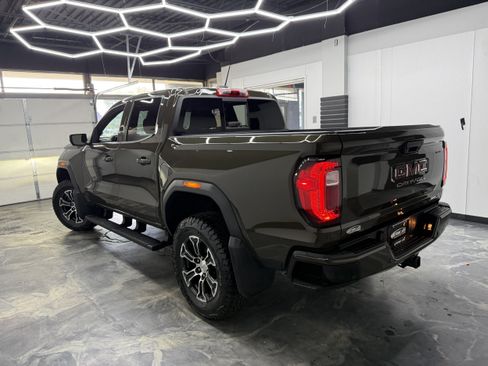 Used 2024 GMC Canyon AT4 w/ AT4 Premium Package AWD/4WD image 5