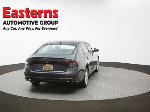 Used 2023 Honda Accord LX image 39