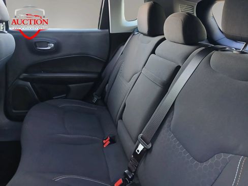 Used 2019 Jeep Compass Sport FWD image 21