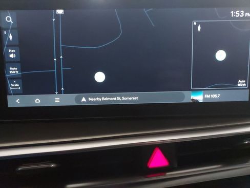 Used 2025 Kia Sorento EX w/ EX Panoramic Sunroof Package image 24