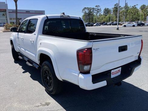 Certified 2022 Toyota Tacoma SR5 w/ Technology Package image 3
