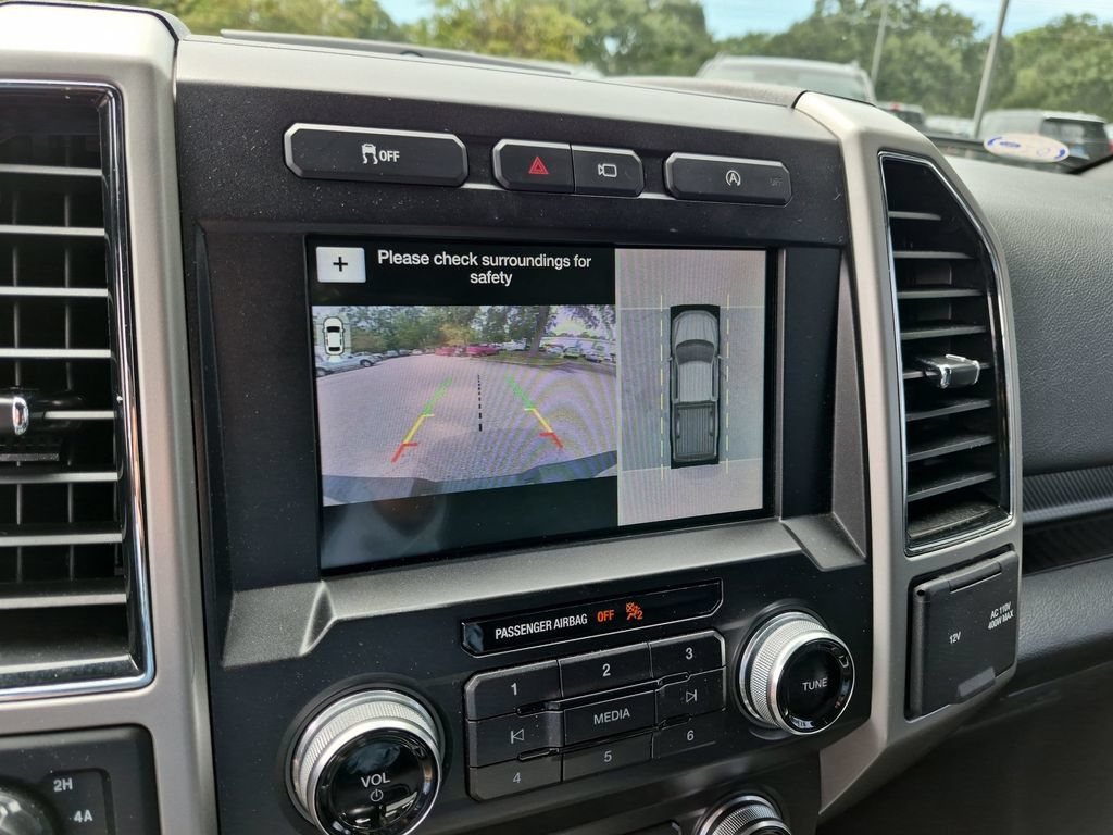 Used 2019 Ford F150 Lariat w/ Equipment Group 502A Luxury AWD/4WD image 24