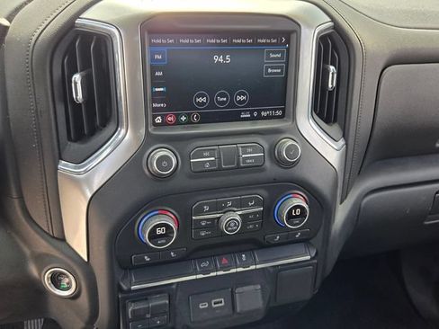 Used 2021 Chevrolet Silverado 2500 LT w/ Convenience Package RWD image 22