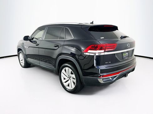 Used 2023 Volkswagen Atlas Cross Sport SE image 5