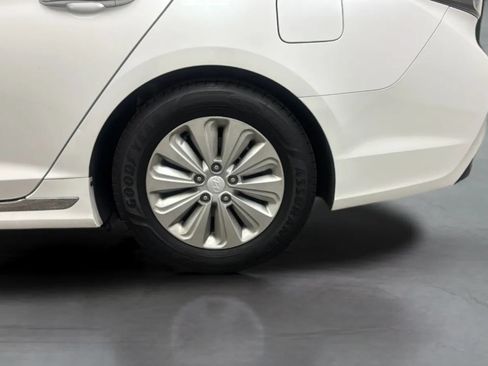 Used 2016 Hyundai Sonata SE FWD image 28