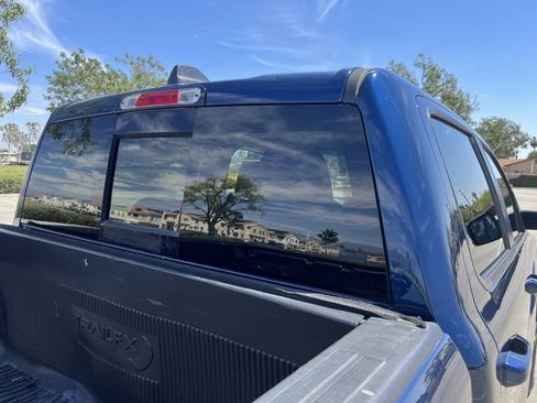 Used 2019 RAM 1500 Laramie AWD/4WD image 23