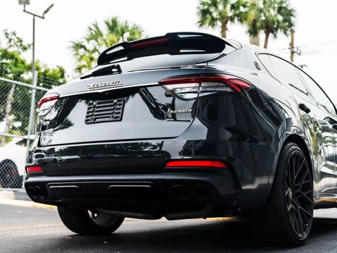 Used 2021 Maserati Levante S GranSport AWD/4WD image 11