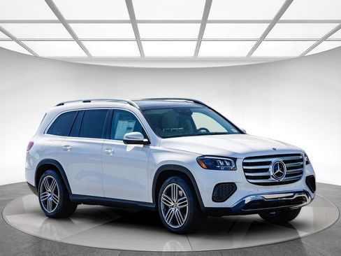 New 2026 Mercedes-Benz GLS 450 4MATIC image 5