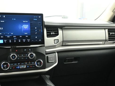 Used 2022 Ford Expedition Max XLT AWD/4WD image 19