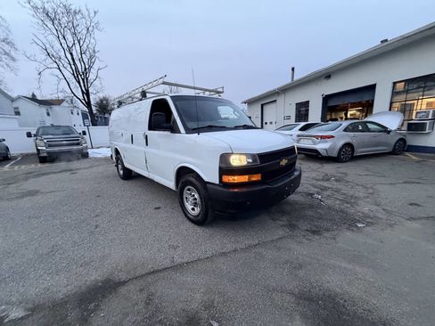 Used 2020 Chevrolet Express 2500 2500 3dr Cargo Van w/ Driver Convenience Package image 6