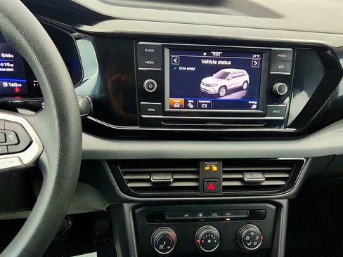 Used 2022 Volkswagen Taos S image 17