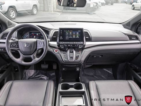 Used 2024 Honda Odyssey Sport image 35