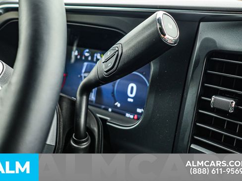 Used 2025 Ford F450 Platinum image 32