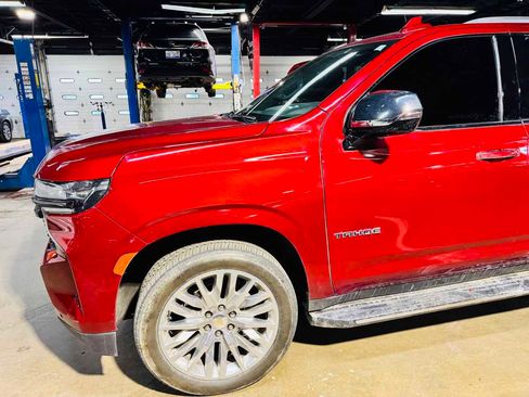 Used 2024 Chevrolet Tahoe Premier AWD/4WD image 9