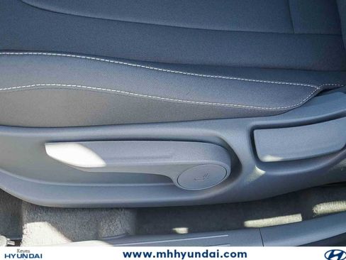 New 2026 Hyundai Elantra Sport FWD image 25