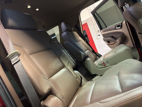 Used 2017 Chevrolet Tahoe Premier AWD/4WD image 28