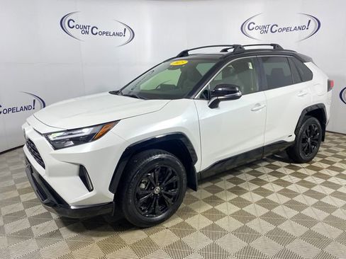 Certified 2025 Toyota RAV4 XSE w/ Weather Package AWD/4WD image 3