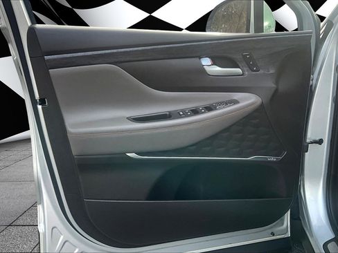 Used 2019 Hyundai Santa Fe AWD image 15