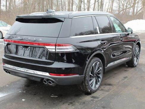 New 2026 Lincoln Aviator Reserve AWD/4WD image 3