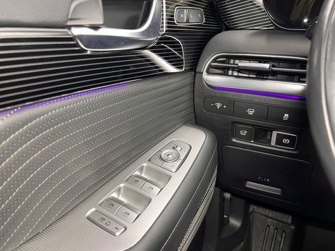 Used 2023 Hyundai Palisade Calligraphy image 13