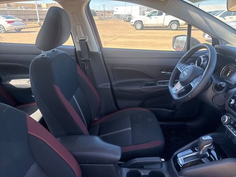 Used 2025 Nissan Versa SR w/ Trunk Package image 30