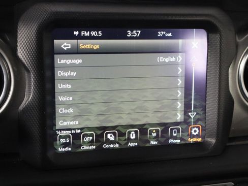 Used 2021 Jeep Wrangler Unlimited Sahara image 30