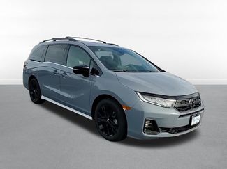 New 2026 Honda Odyssey Sport-L video 3