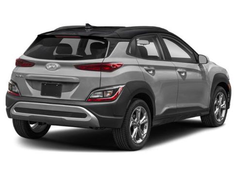Used 2022 Hyundai Kona SEL FWD image 2