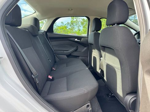 Used 2016 Ford Focus SE FWD image 17