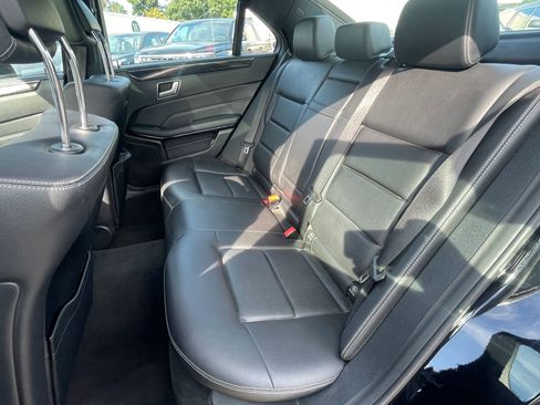 Used 2016 Mercedes-Benz E 350 4MATIC Sedan image 16