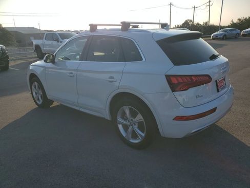 Used 2020 Audi Q5 2.0T Premium w/ Convenience Package image 7