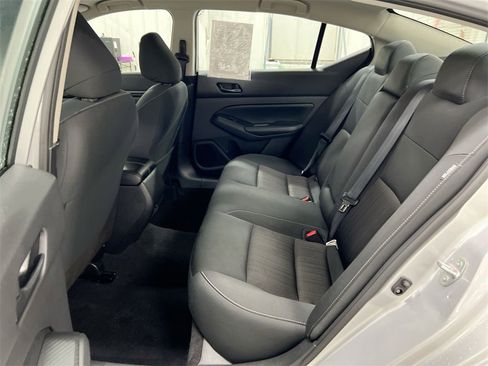 Used 2024 Nissan Altima 2.5 SV image 22