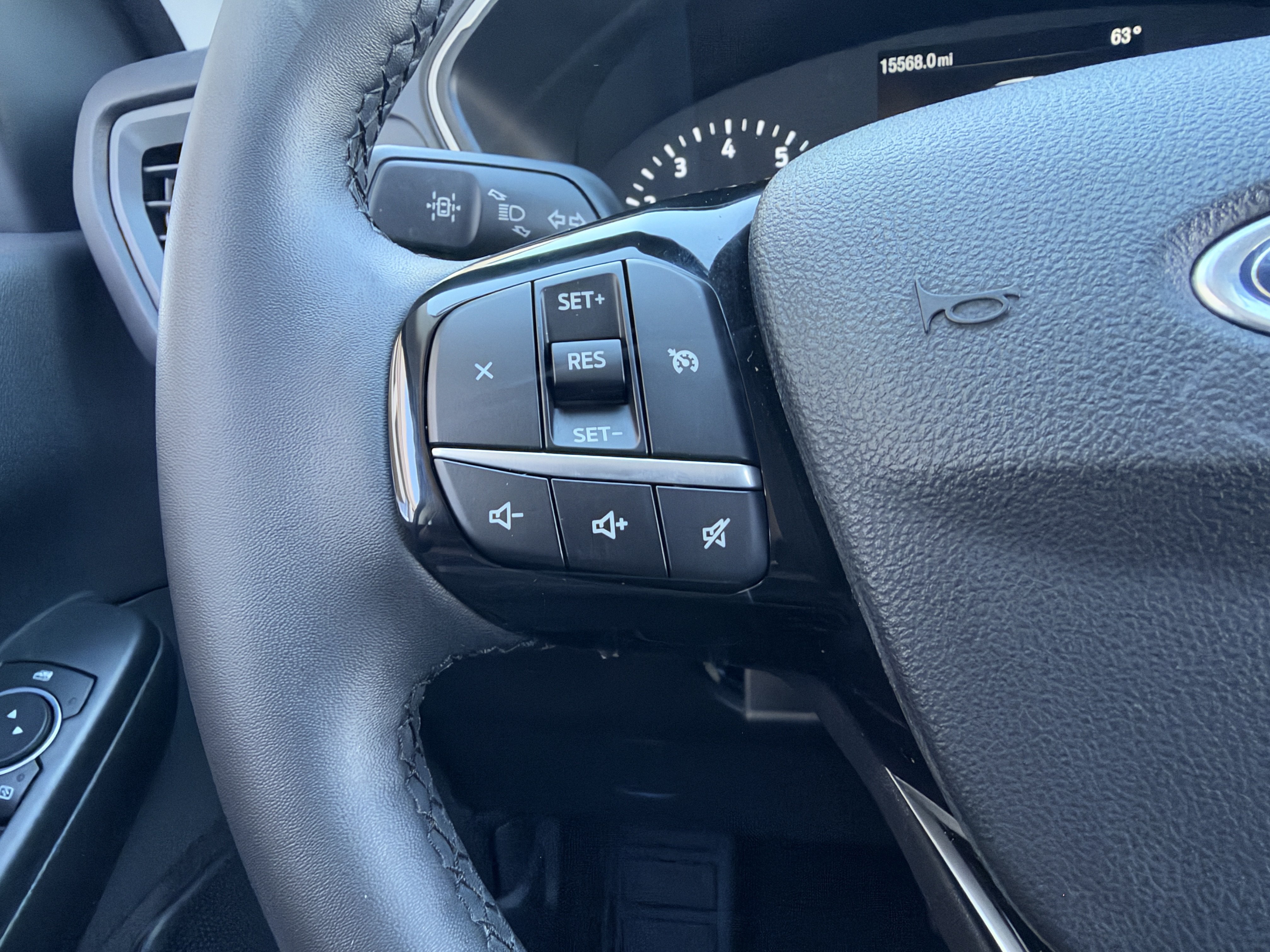 Used 2022 Ford Escape SE w/ Cold Weather Package AWD/4WD image 33