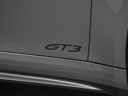 Certified 2026 Porsche 911 GT3 RWD image 22
