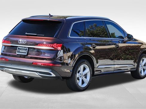Used 2022 Audi Q7 2.0T Premium Plus w/ Premium Plus Package AWD/4WD image 9