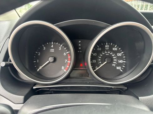 Used 2012 MAZDA MAZDA5 Grand Touring image 19