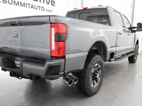 Used 2024 Ford F250 Lariat w/ Lariat Ultimate Package AWD/4WD image 4