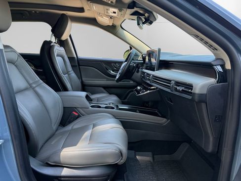 Used 2025 Lincoln Corsair Grand Touring w/ Equipment Group 302A image 15