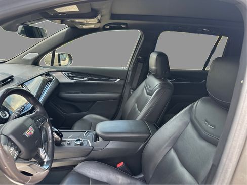 Used 2022 Cadillac XT6 Premium Luxury AWD/4WD image 33