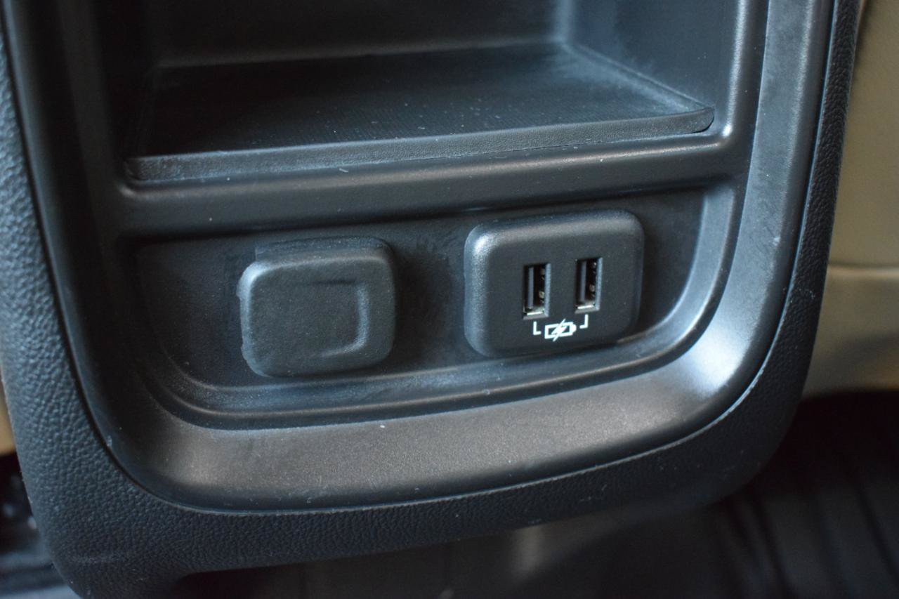 Used 2020 Buick Envision Preferred FWD image 34
