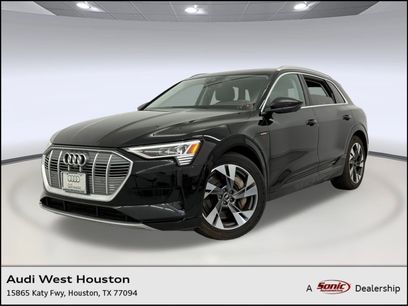 Used 2022 Audi e-tron Premium Plus w/ Premium Plus Package