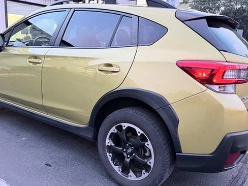 Used 2022 Subaru Crosstrek 2.0i Premium AWD/4WD image 6
