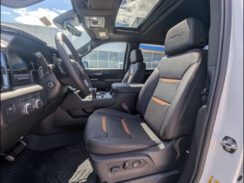 New 2026 GMC Sierra 1500 AT4 w/ AT4 Premium Package AWD/4WD image 15